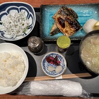 魚坐 - 