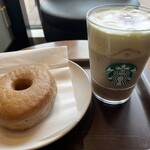 スターバックス コーヒー - 焼き芋ムースティー&シュガードーナツ