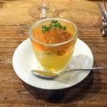 オー・ペシェ・グルマン - 人参のムース、雲丹コンソメジュレ添え500円