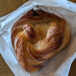 リットワークプレイス - ①クロワッサンベーグル