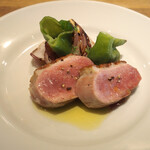 スガハラ - 北海道 鴨 胸肉 + ピーマン + 赤玉ねぎ