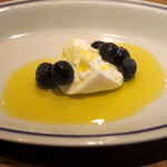 スガハラ - ブッラータチーズ + 栃木 ブルーベリー