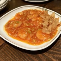 中国飯店 紫玉蘭 - 海老のチリソース