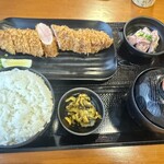 とんかつとカツカレーの店 キセキ食堂 - 