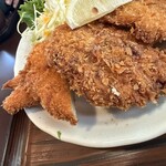 定食 くぅべ - ミックスフライ定食（UP）