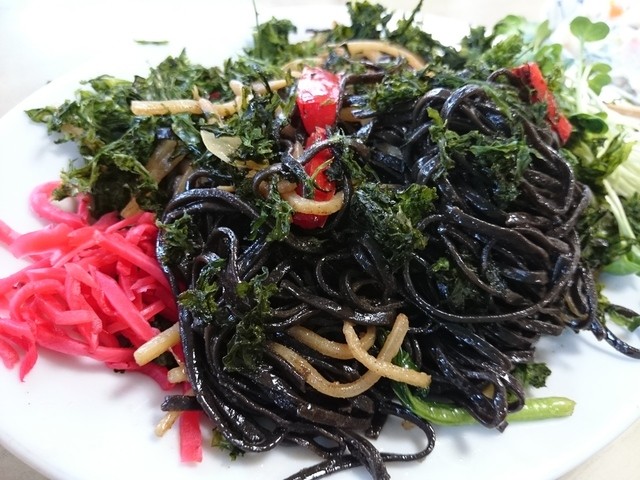 グルメ 生麺 焼きそば 海賊焼8パック 佐野製麺株式会社 イカスミ