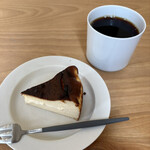 JÉRÔME KISSA CAFÉ - 