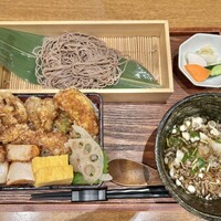 ダイナミックキッチン＆バー 響  新宿サザンタワー店 - 