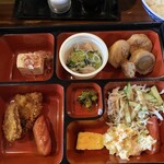 まんまキャブ - 品数多い^_^