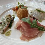 レオーネ・マルチアーノ - 