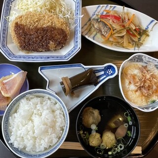 肉と野菜と魚の料理 たけうち_0