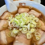 喜多方ラーメン 坂内 - チャーシュー8枚入り  麺は美味いね