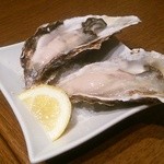 NAGOYA OYSTER BAR - 生牡蠣ぷるぷる