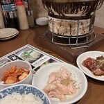肉の寅屋 総本店 - 