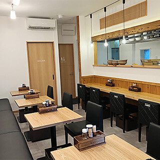 和風現代風格的時尚雅致店內