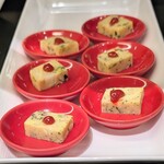 グラスコート - 彩り野菜とベーコンのキッシュ