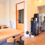 うな賀 - 玄関。