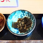 うな賀 - 素材の味を活かした、塩っぱくない昆布。