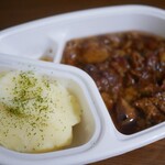 アンティークダイニング 甘蔵 - 牛すじ煮込みとクリーミーマッシュポテト