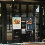 Madre ハーブとスパイス料理のワイン食堂 - 