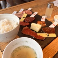 熟成和牛焼肉エイジング・ビーフ 神楽坂飯田橋店 - 