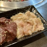 ドヤジ - ホルモン3点盛り-上ガツ-