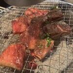 炭火焼肉ホルモン まる味 - 