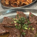 炭火焼肉ホルモン まる味 - 