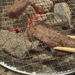 炭火焼肉ホルモン まる味 - 