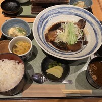 大山鶏と鮮魚 居酒屋 まいか - 
