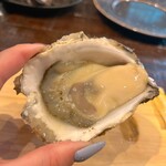 生牡蠣研究所 - 