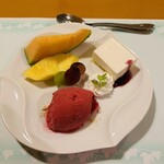 ユーフィール - 