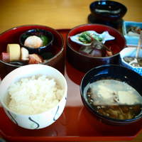 鉢の木 新館 - お昼のセット