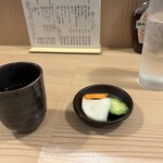 とんかつ 都 - 最初に野菜で煮たスープで胃腸を整えて