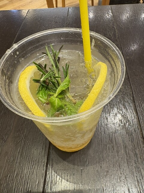 Futaba Fruit Parlour by WIRED Nagoya Geto Tawa Puraza Ten