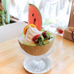 スイーツカフェ クイール - 料理写真:大人のメロンパフェ