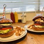 エース バーガー カフェ - 