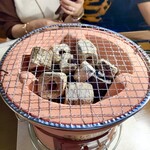 まるます - 七輪で焼く焼肉はまた旨し