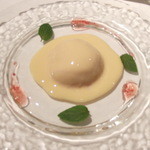 リストランテ サクラ - 2015.10　苺のセミフレッド