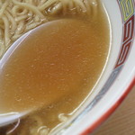 煮干鰮らーめん 圓 - しっかりした煮干しの風味。
      やさしい～～味。
      