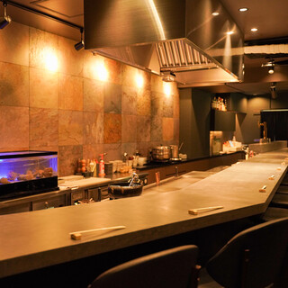 華やかに演出！肉が焼きあがる様子も楽しい鉄板焼