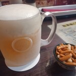 キッチン あずま - ハートランド（生）と、サービスの柿ピー