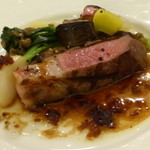 無彩庵　池田 - ハンガリー産食べられる国宝・マンガリッツァ豚肩ロースのグリエ　マデラ酒とクルミオイルソース