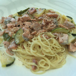 ACQUAMARE - 鮭のクリームソース