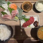 會津馬刺 追加醬汁燒鳥 Ion新浦安 彦酉 - 会津馬刺しとお刺身定食　