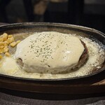 酒喰BAR町 - ■自家製手ごねハンバーグ ガーリックマヨネーズ  ¥1.045（150g）