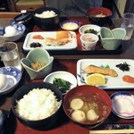 大沢温泉 湯治屋 - デフォルトの朝食 ＋ 有料の温泉玉子＆『花巻納豆』