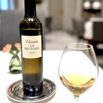 L'ESSOR - おまかせワイン＃４ これはデセール用に。