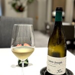 L'ESSOR - おまかせワイン＃６ 最後のお茶菓子いただいたあとで、まだ飲もうとしてる。