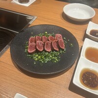 YAKINIKU BON'S - 